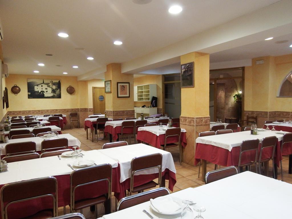 Apartamentos Fonda Finet Sant Felíu de Pallarols Kültér fotó